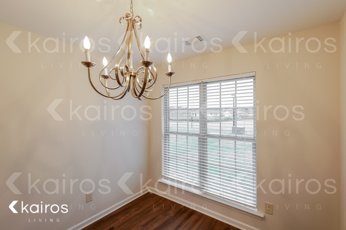 Building Photo - 71 Hideaway Ln