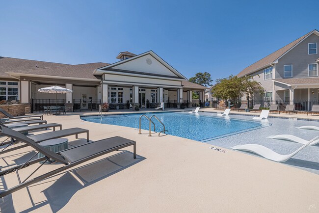 Building Photo - 100 Shellbark Way