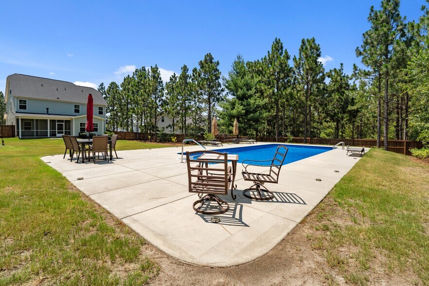 Building Photo - 830 Winston Pines Dr