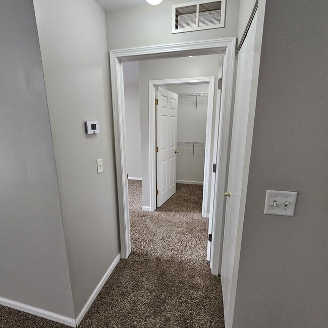 Building Photo - 2BR/2BA Condo with Garage, Private Patio & Resort-Style Amenities