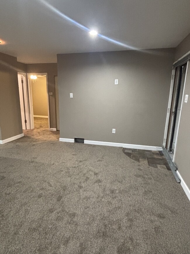 Building Photo - 19681 Rogge St