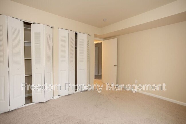 Building Photo - 10629 Provincial Dr