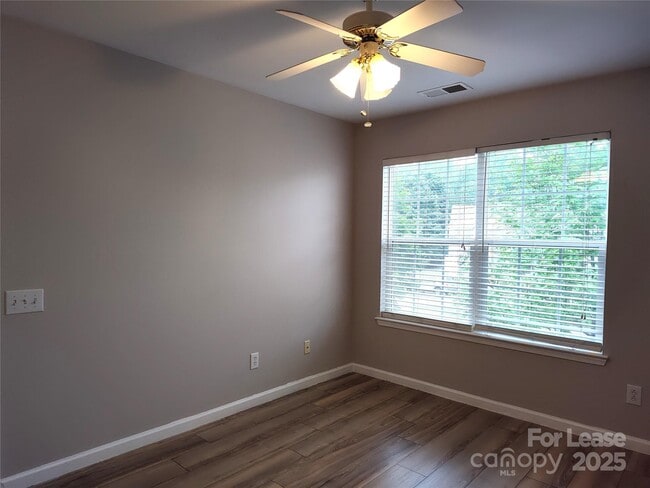 Building Photo - 8334 Gossomer Bay Dr