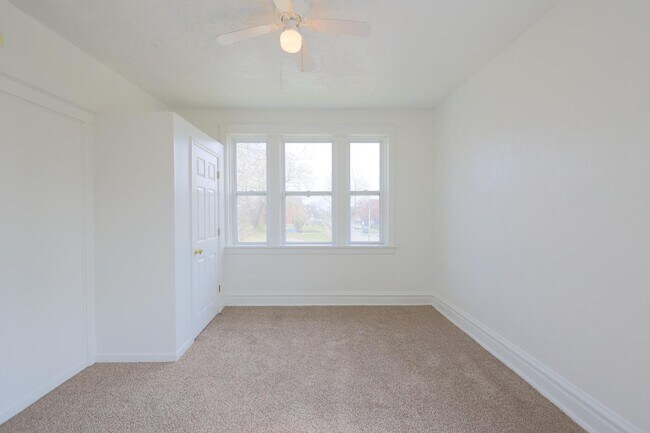 Building Photo - 3103 N Taylor Ave