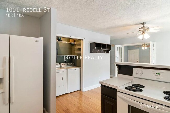 Building Photo - 1001 Iredell St