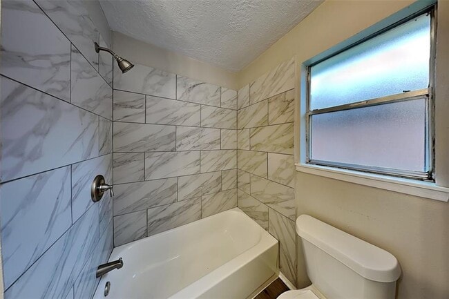 Building Photo - 9434 Chartermoss Cir