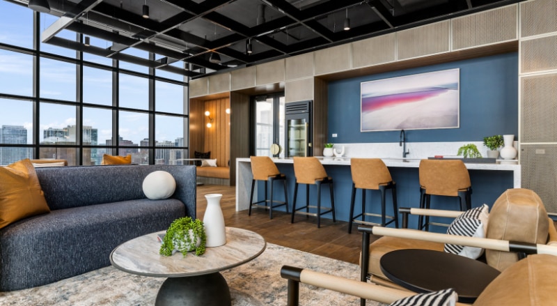 Building Photo - 740 N Wells St