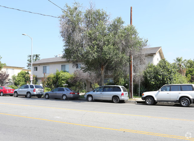 Building Photo - Burbank Gardens