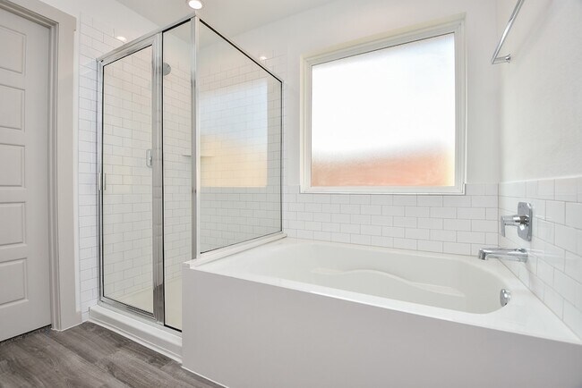 Building Photo - 7827 Sleek Flock Ln