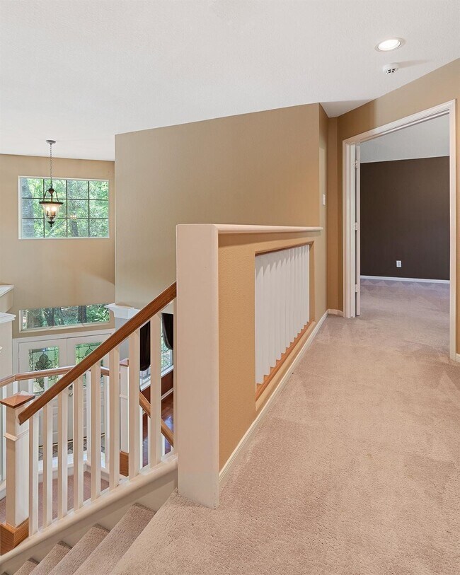 Building Photo - 22 S Bethany Bend Cir