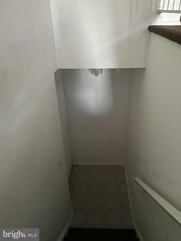 Building Photo - 806B Cypress Point Cir