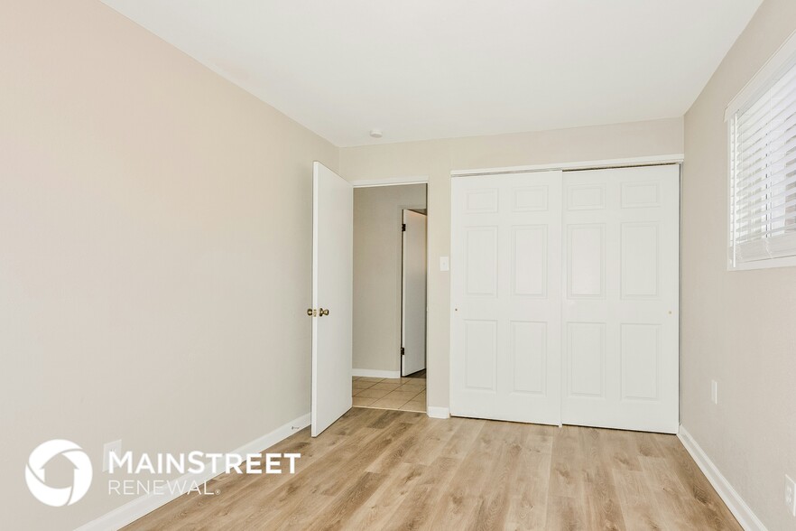 Building Photo - 8412 Chalons Ct