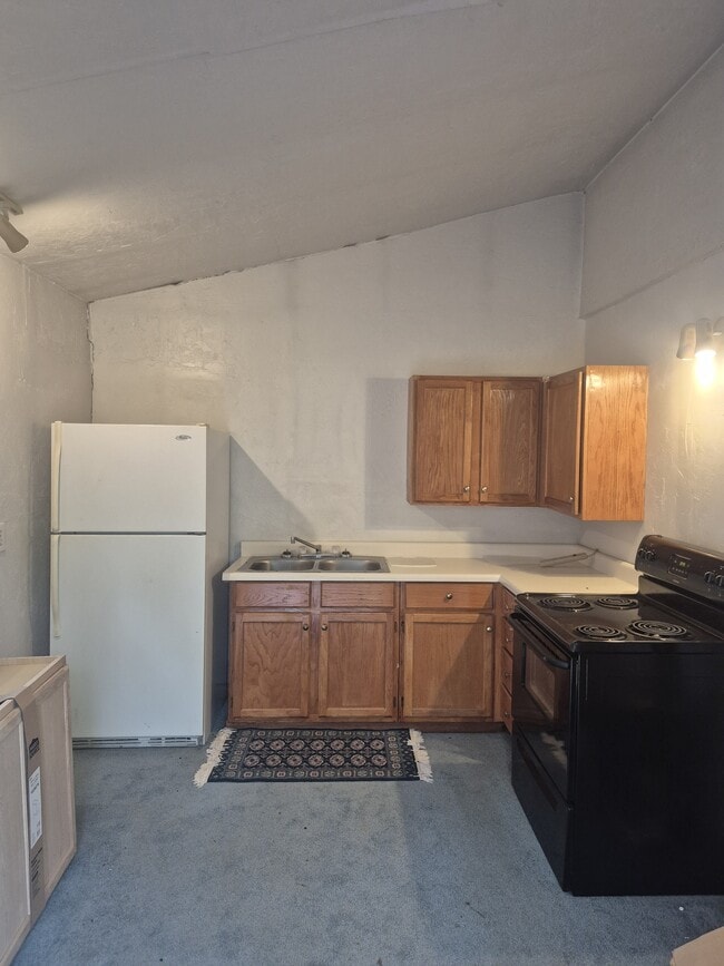 Building Photo - 4012 Nora Dr