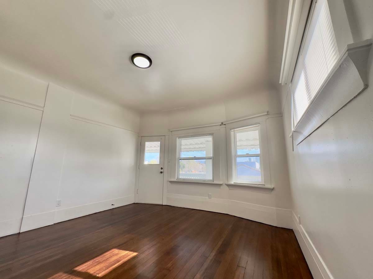Building Photo - 1303 Adeline St
