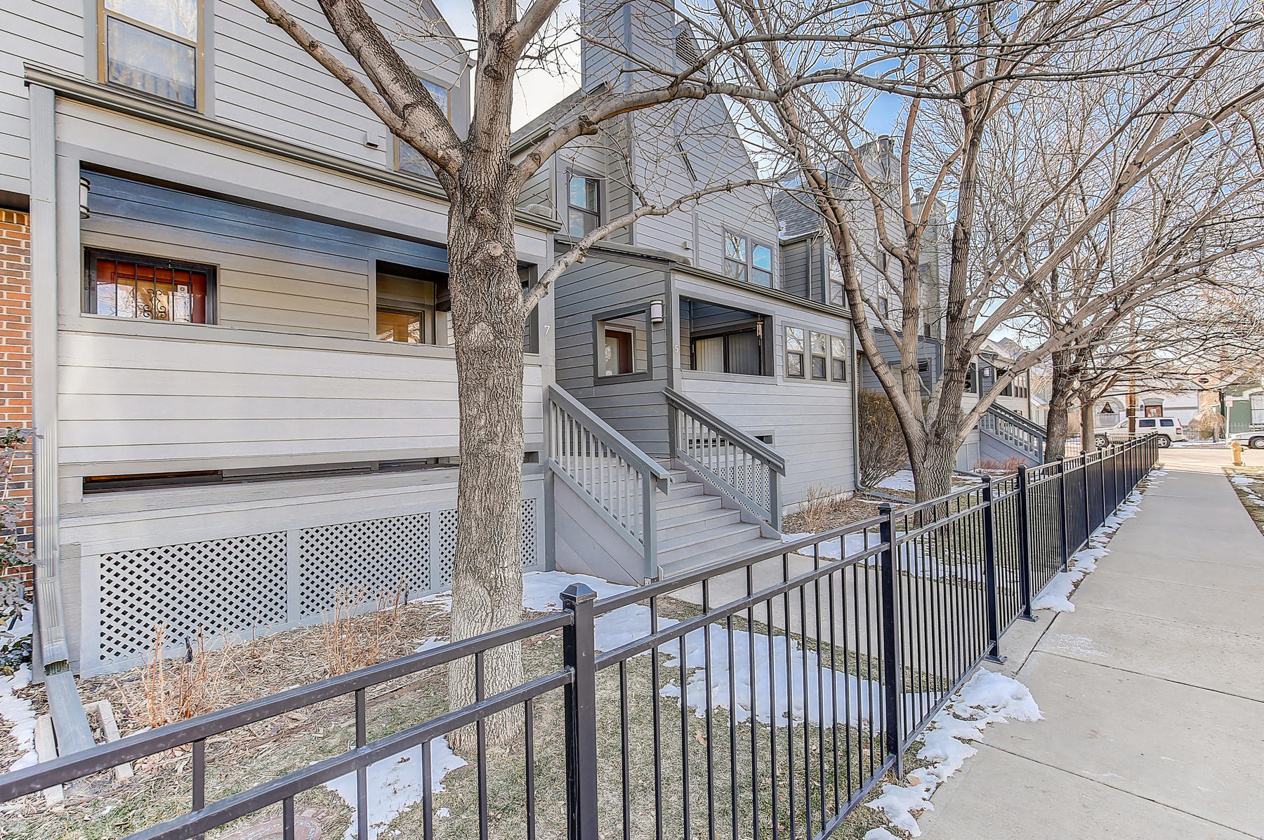 Building Photo - 2 Acoma St