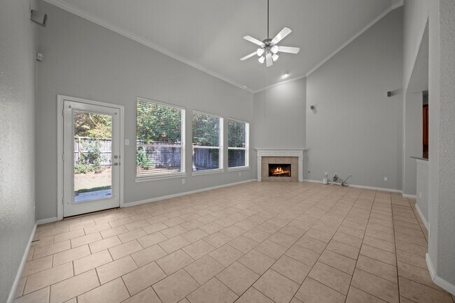 Building Photo - 42 Ebony Oaks Pl
