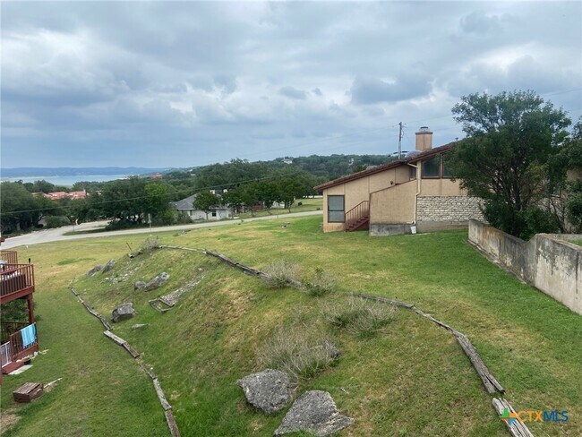 Building Photo - 116 Campbell Dr