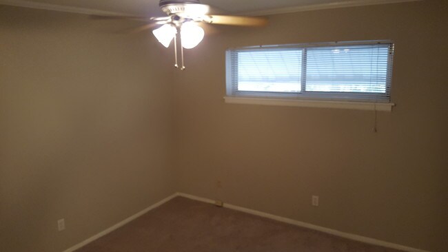 Building Photo - 1412 Hawthorne St