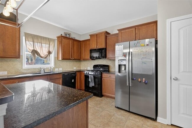 Building Photo - 267 Collingsworth Trace NE