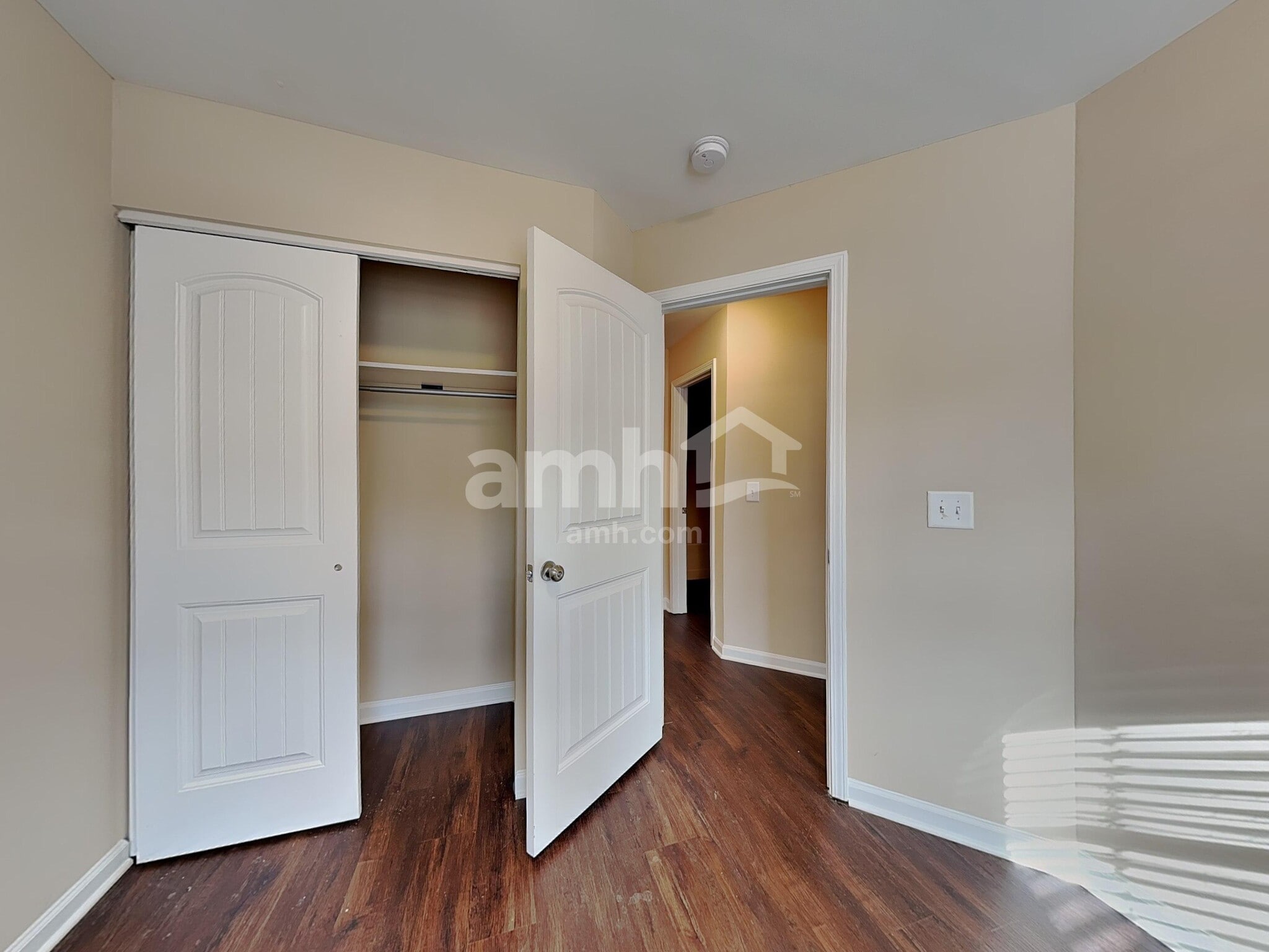 Building Photo - 405 Birch Run Dr