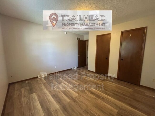 Building Photo - 7808 E 130th Ct