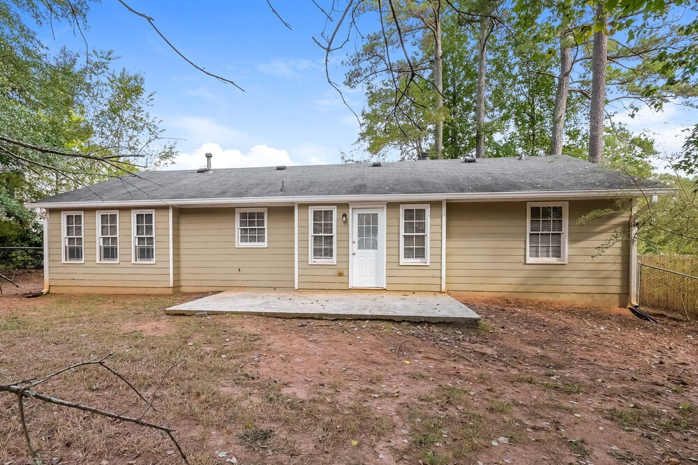 Building Photo - 411 Cindy Dr SE