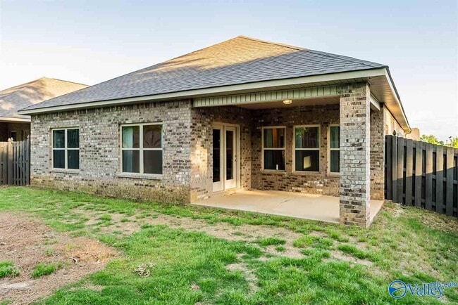 Building Photo - 173 Heritage Brook Dr