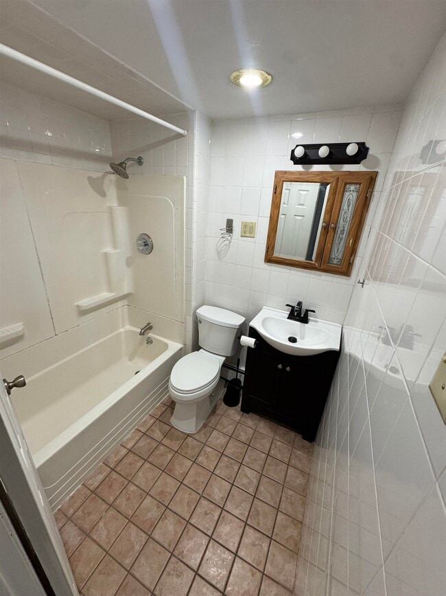 Building Photo - 103 Prospect Ave