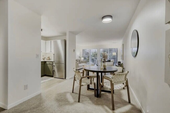 Building Photo - Canterbury Shores Condominiums ~ Madison Park