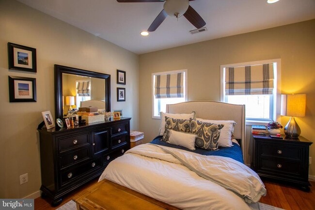 Building Photo - 140 Mercy St