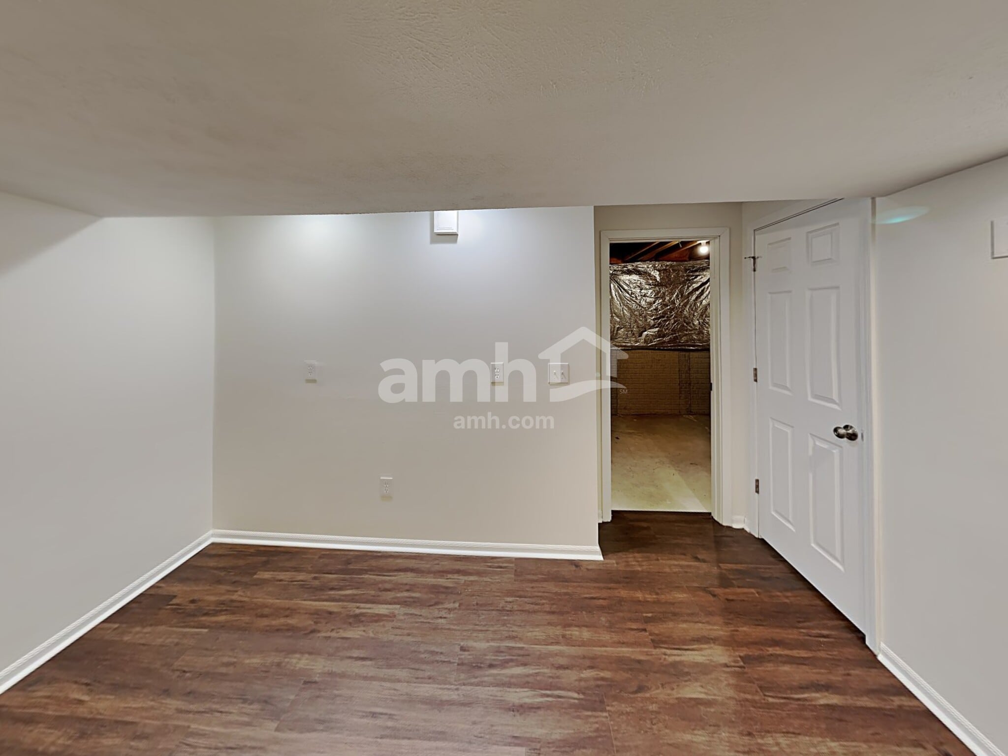 Building Photo - 7938 Dolmen Dr