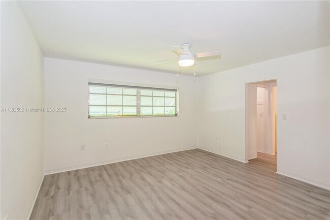 Building Photo - 7300 SW 116th St