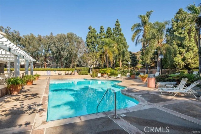 Building Photo - 2571 Plaza del Amo