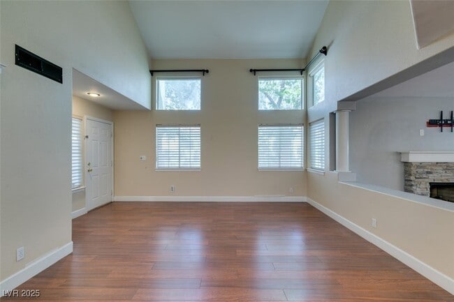 Building Photo - 9201 Buckhaven Dr