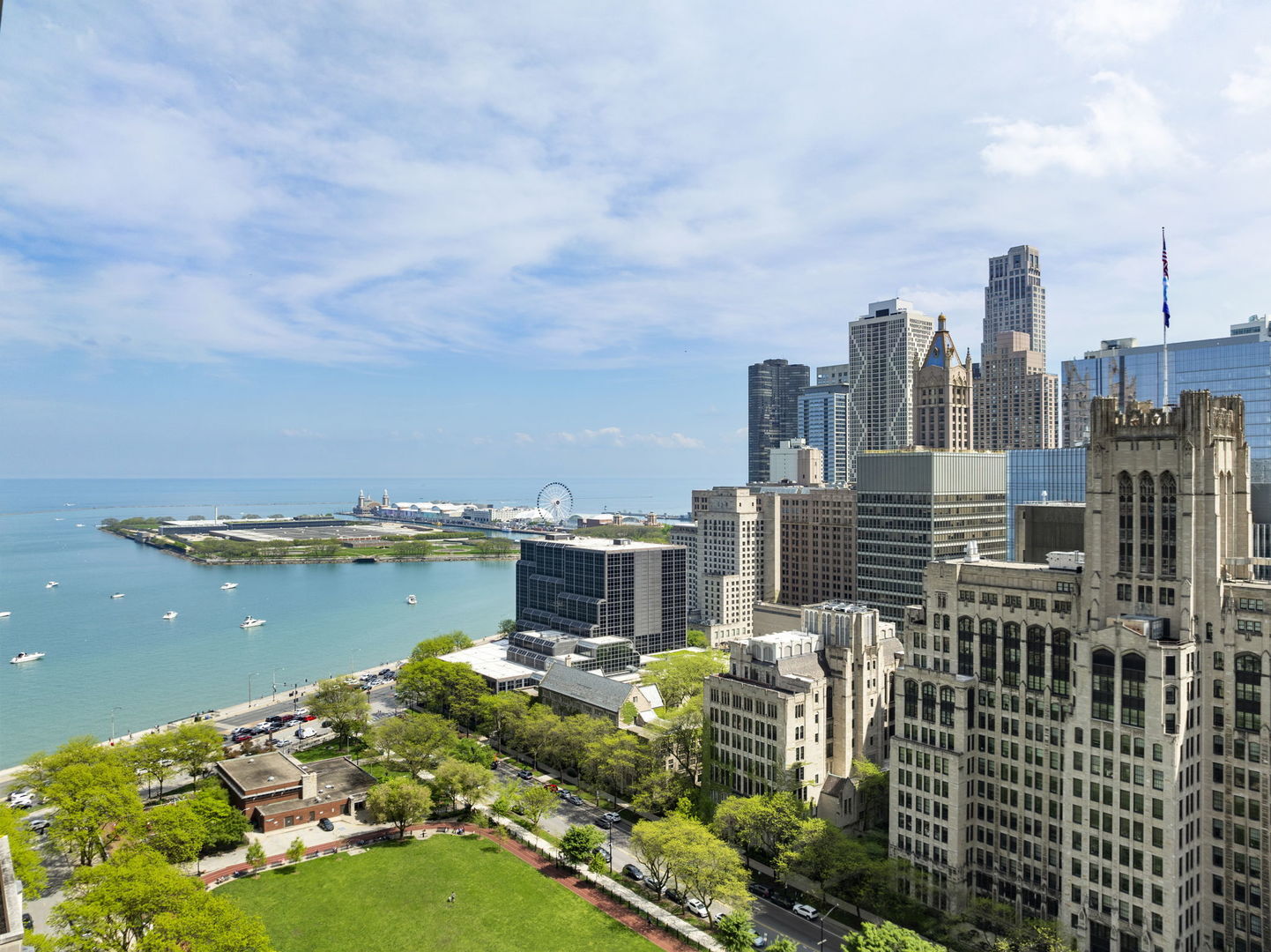 Building Photo - 222 E Pearson St