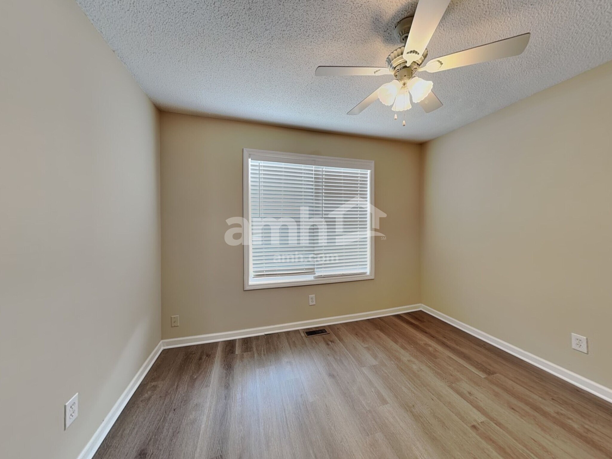 Building Photo - 197 Moreland Cir