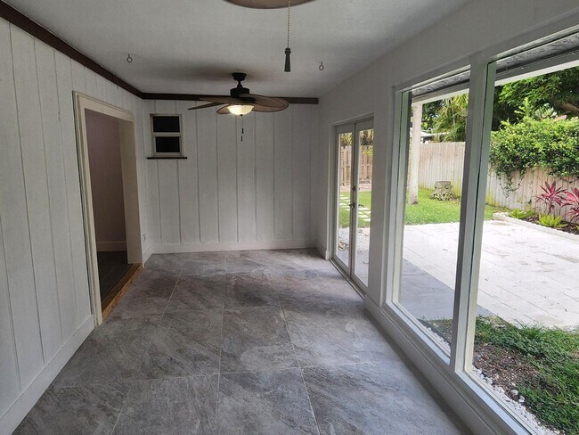 Building Photo - 696 Dotterel Rd