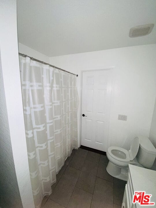 Building Photo - 8725 Beckenham Ln