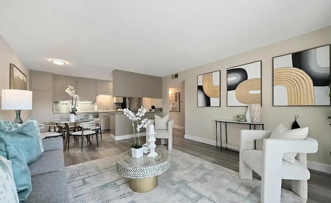 Building Photo - 1458 Hudson St