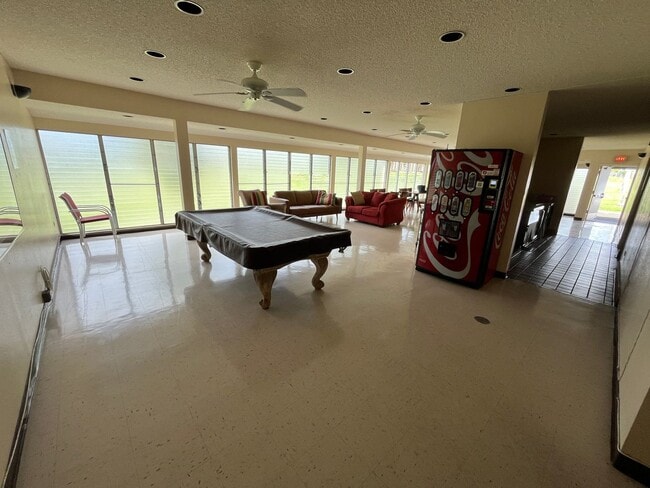 Building Photo - Mililani Mauka (Olaloa Retirment Community) - studio, 1 parking