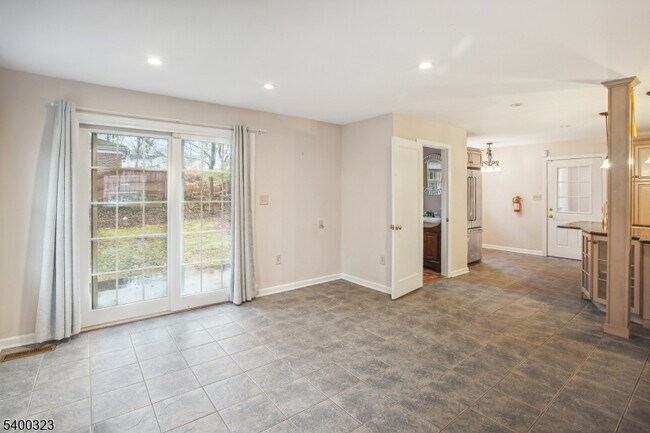 Building Photo - 49 Madison Ave