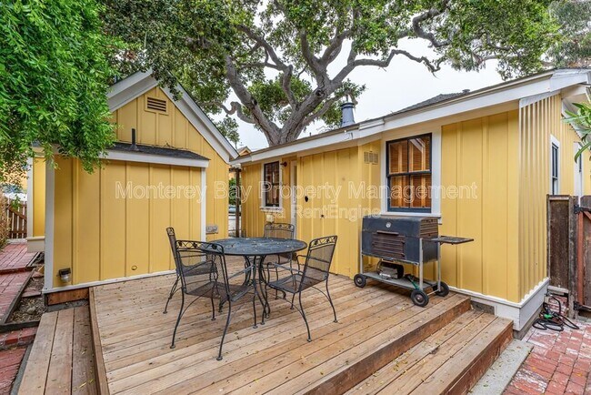 Building Photo - 759 Lighthouse Ave