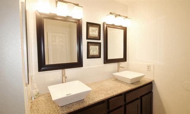 Building Photo - 517 Tate Dr