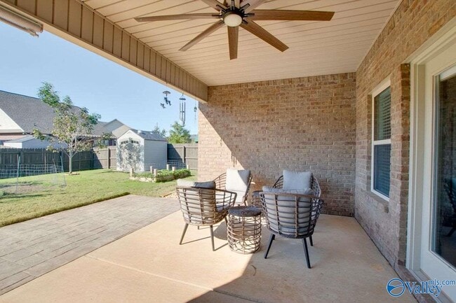 Building Photo - 7206 Lathan Dr SE