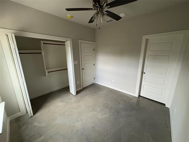 Building Photo - 2290 W Tarleton St