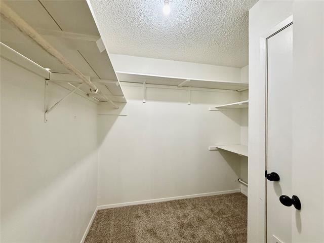 Building Photo - 2000 SE 10th St