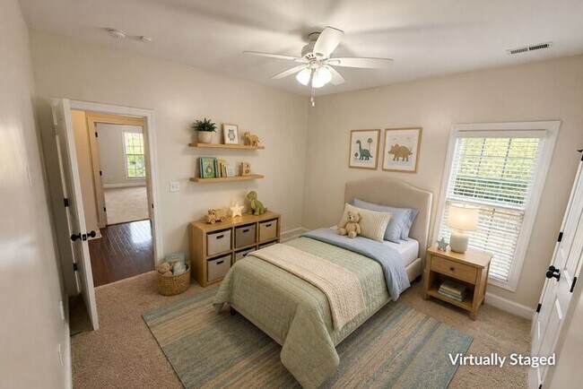 Building Photo - 7587 Crestridge Dr SE