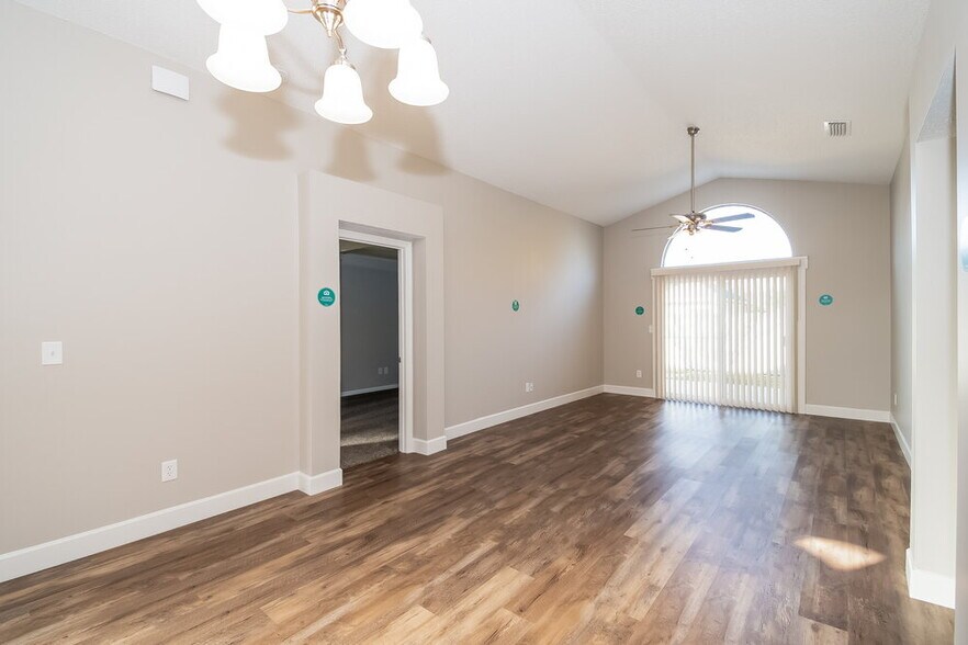 Building Photo - 1544 Slash Pine Ct