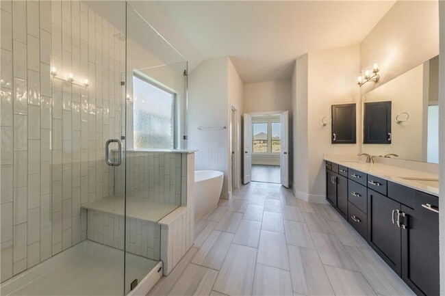 Building Photo - 844 Paseo de Castana Wy