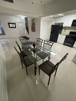 Building Photo - 2718 S University Dr